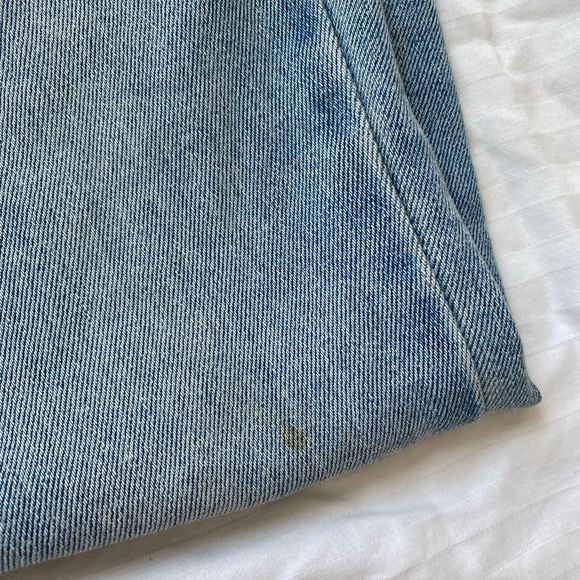 BDG Light Wash Girlfriend Jeans - Picture 4 of 4